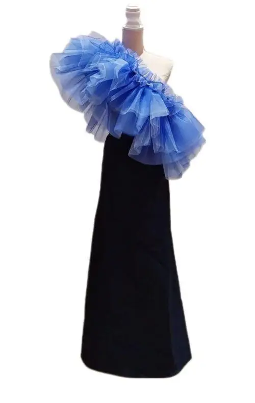 vestito blu e stola in sfumature di azzurro - immagine 5