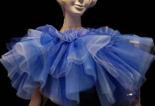 vestito blu e stola in sfumature di azzurro - immagine 8